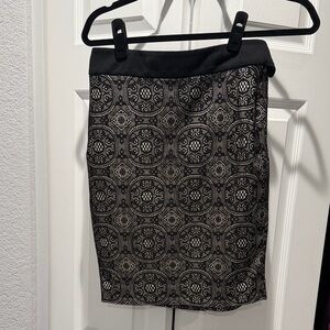 Elegant Black Women's Skirt With Lace Overlay